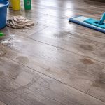 il-pavimento-in-laminato-e-sporco-anche-dopo-il-lavaggio.png